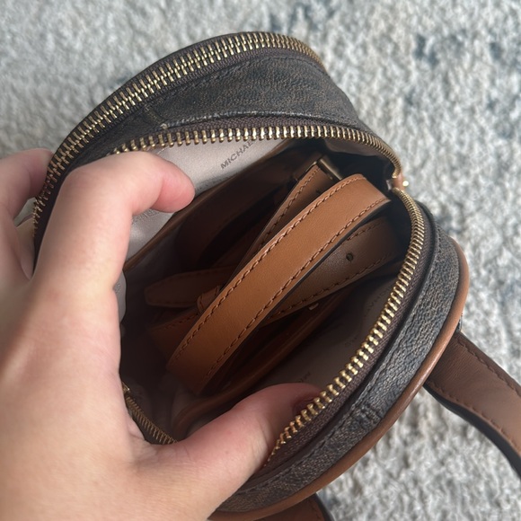 Michael Kors mini backpack - Picture 2 of 3